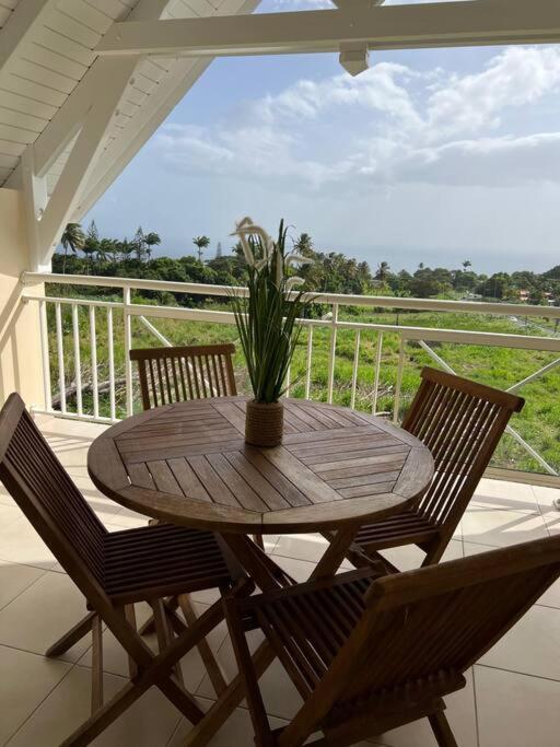 Kanoa Lodge Piscine Et Vue Mer Сент-Клод Екстер'єр фото